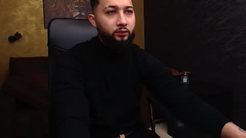Snapshot of jacezachary chatting on March 2, 5:23 am JaceZachary online show from March 2, 5:23 am