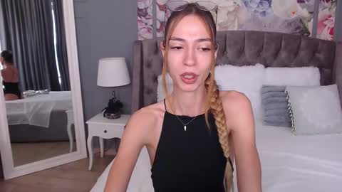 Jackie online show from November 20, 10:25 am