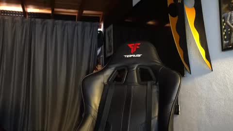 JC online show from April 18, 7:54 am