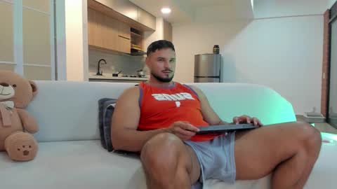 Jackson Wayne online show from November 6, 11:19 pm