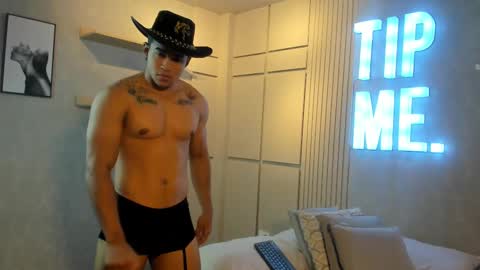 Snapshot of jacksonbell9 chatting on February 20, 4:36 pm Jackson Bell online show from February 20, 4:36 pm