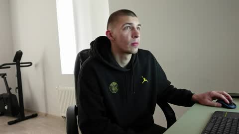 JACOB DEVON online show from April 19, 6:14 am