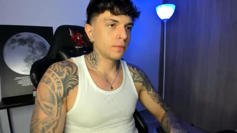 jacobb116 online show from February 4, 1:09 am