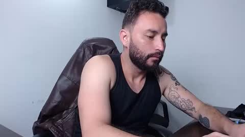 jacobkingd online show from October 1, 3:05 am