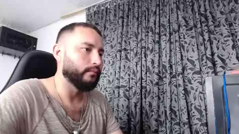 jacobkingd online show from March 2, 1:04 am