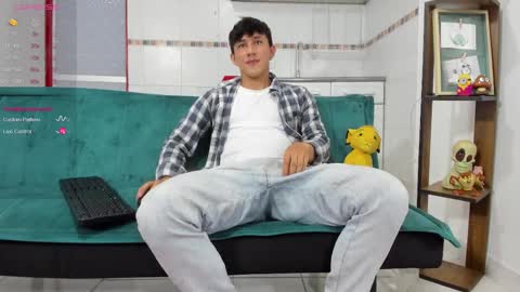 jacobo online show from March 12, 11:12 pm