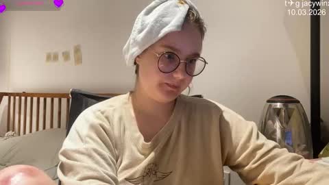 jacywinslat online show from March 10, 5:50 pm