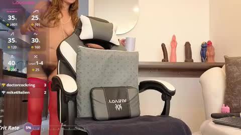 Jade online show from October 31, 5:13 pm