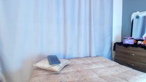  Jade Brunete  online show from October 31, 9:04 pm