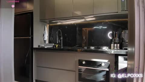 jade_candy21 online show from November 26, 7:10 pm