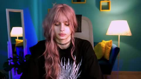 jade_castle online show from March 8, 5:17 am