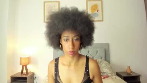 Jade smile online show from October 7, 3:52 pm