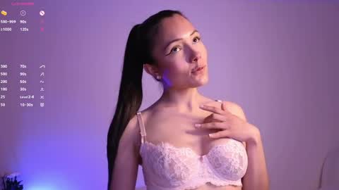 Jade Paris online show from May 21, 5:41 pm