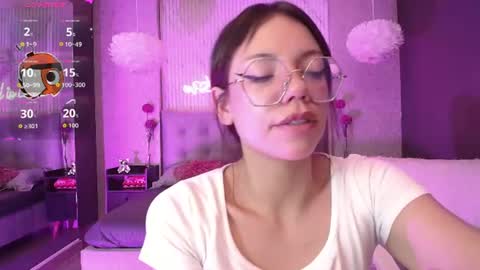 JADE online show from June 21, 11:33 pm