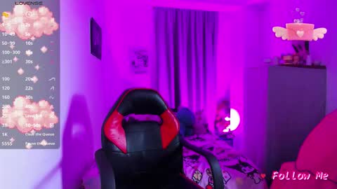 Jade Benett online show from December 4, 4:45 am