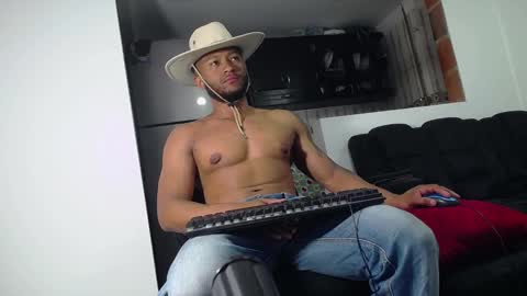 jaden_smith1 online show from December 1, 9:51 am