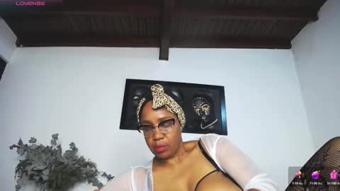 Snapshot of jadestone69 chatting on September 10, 12:17 pm jadeStone69 online show from September 10, 12:17 pm
