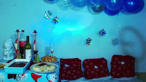 javi15  online show from December 25, 5:05 am