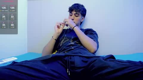 jake_tripp online show from November 18, 4:15 am