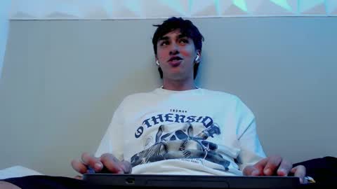 jake_tripp online show from September 27, 5:05 am