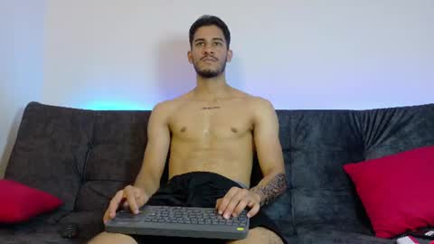 JakeMonroe online show from July 16, 10:00 pm