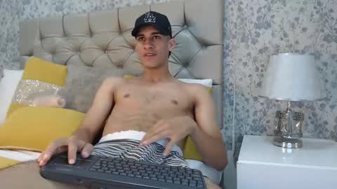 jakemoxleey online show from March 6, 9:20 pm