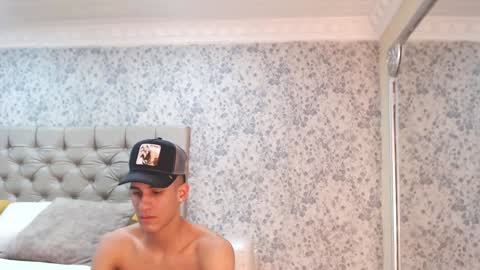 jakemoxleey online show from February 7, 6:56 pm