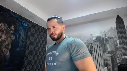 Snapshot of jakeskye chatting on September 27, 3:32 pm JakeSkye online show from September 27, 3:32 pm