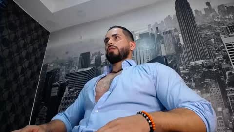 Snapshot of jakeskye chatting on September 28, 10:08 pm JakeSkye online show from September 28, 10:08 pm