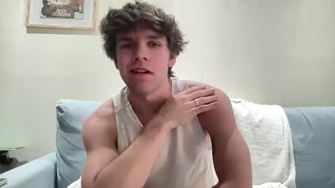 jakewake005 online show from June 8, 11:38 pm