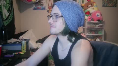 Jakieepoo212 online show from December 27, 5:42 am