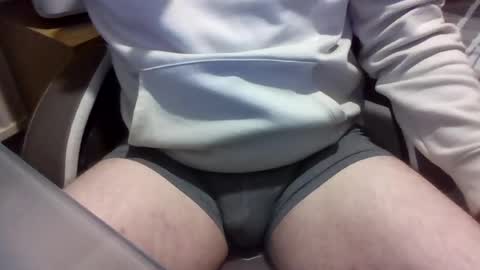 jakieg010 online show from July 17, 12:12 am
