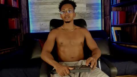   online show from February 25, 4:16 am