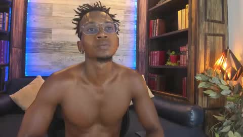 Snapshot of jamalmyst_ chatting on February 24, 1:57 am online show from February 24, 1:57 am