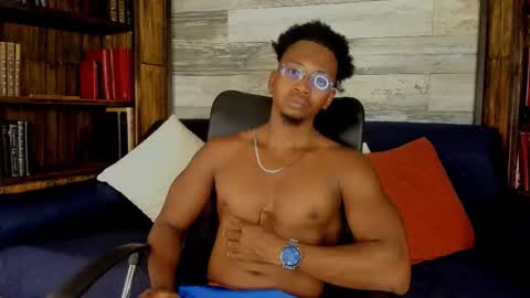   online show from November 12, 4:48 am