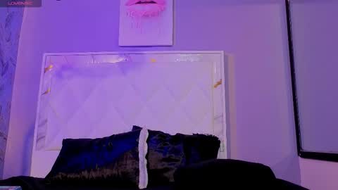 james_adamss_ online show from March 3, 3:35 am