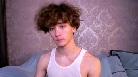 james_colleman online show from December 3, 8:42 pm