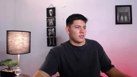 james_cr online show from November 6, 2:14 am