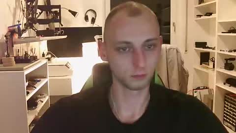 James England online show from January 13, 6:05 pm