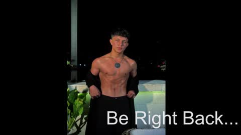 jamesgolden_ online show from March 10, 12:38 pm