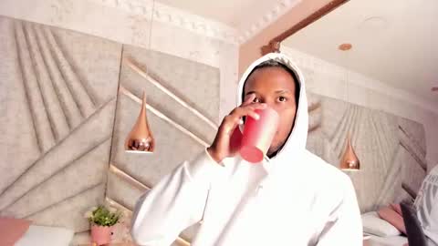 James  online show from March 11, 12:17 pm