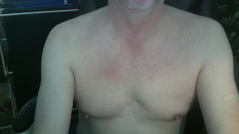 Snapshot of jamesray722 chatting on February 24, 7:09 pm jamesray722 online show from February 24, 7:09 pm