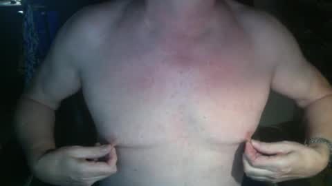 Snapshot of jamesray722 chatting on December 27, 2:36 am jamesray722 online show from December 27, 2:36 am