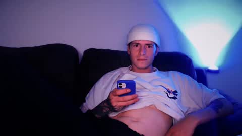 jamesss____ online show from March 1, 4:44 pm