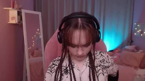 jamie_chung online show from March 11, 3:09 am