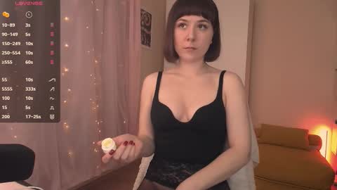 jane_kinn online show from November 12, 9:06 pm