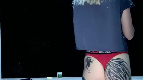 jane_margol1s online show from March 6, 9:47 pm