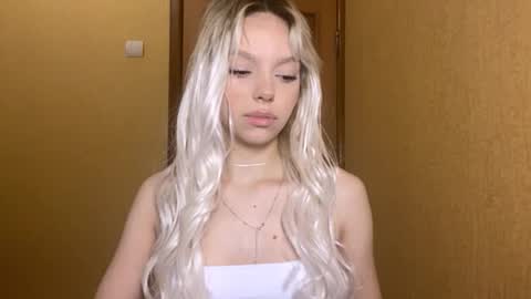 Kary online show from March 11, 2:42 pm