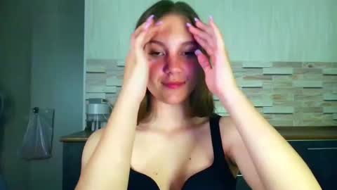 Jannie online show from July 8, 9:29 pm