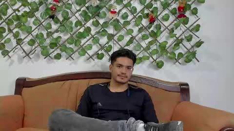 janus_m online show from December 13, 3:11 pm